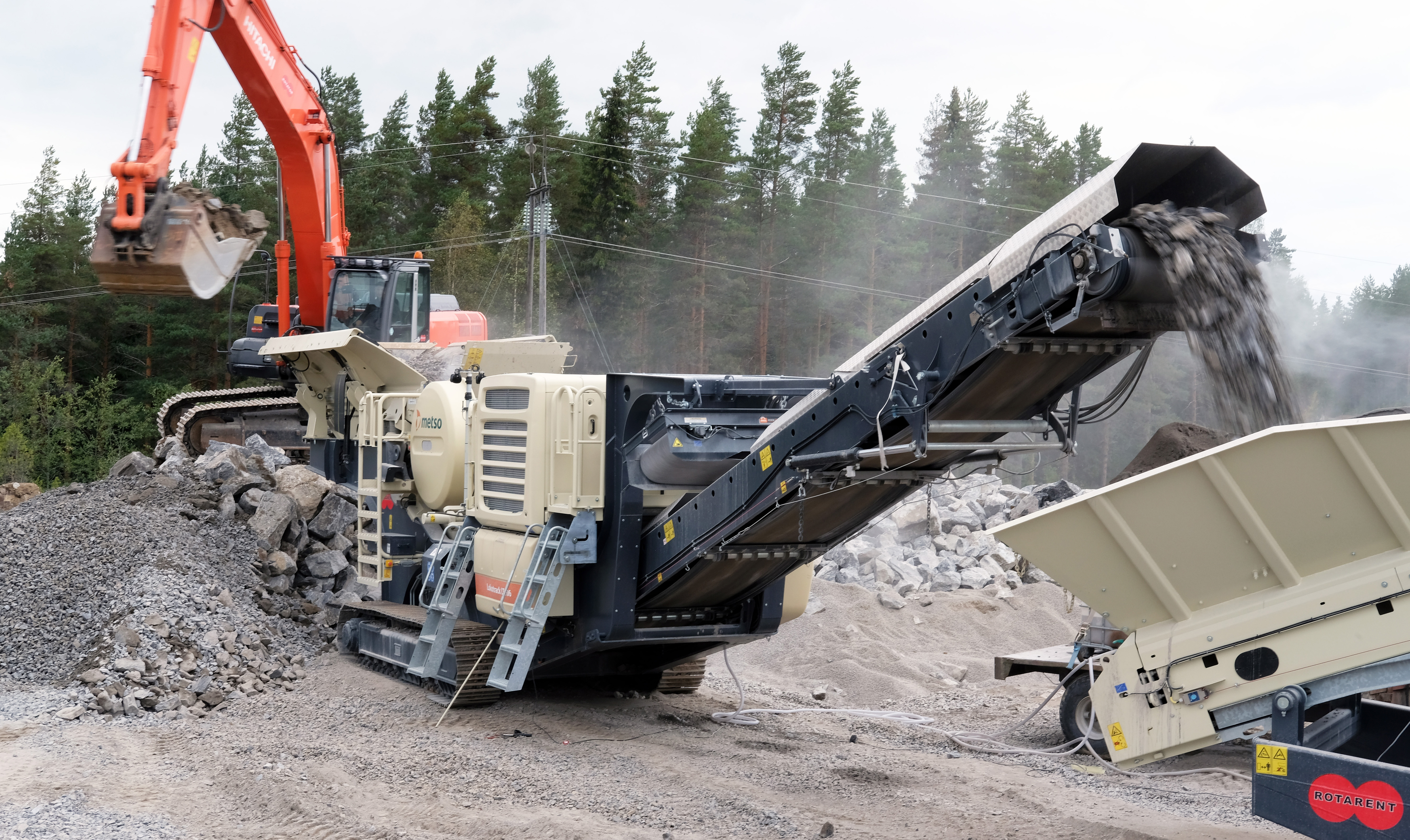 Metso crushing equipment at  Sydänmaa farm's site