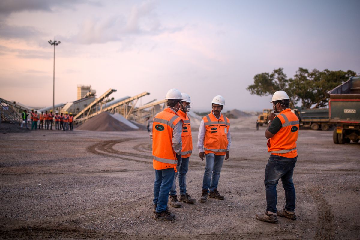 Employees in a quarry.