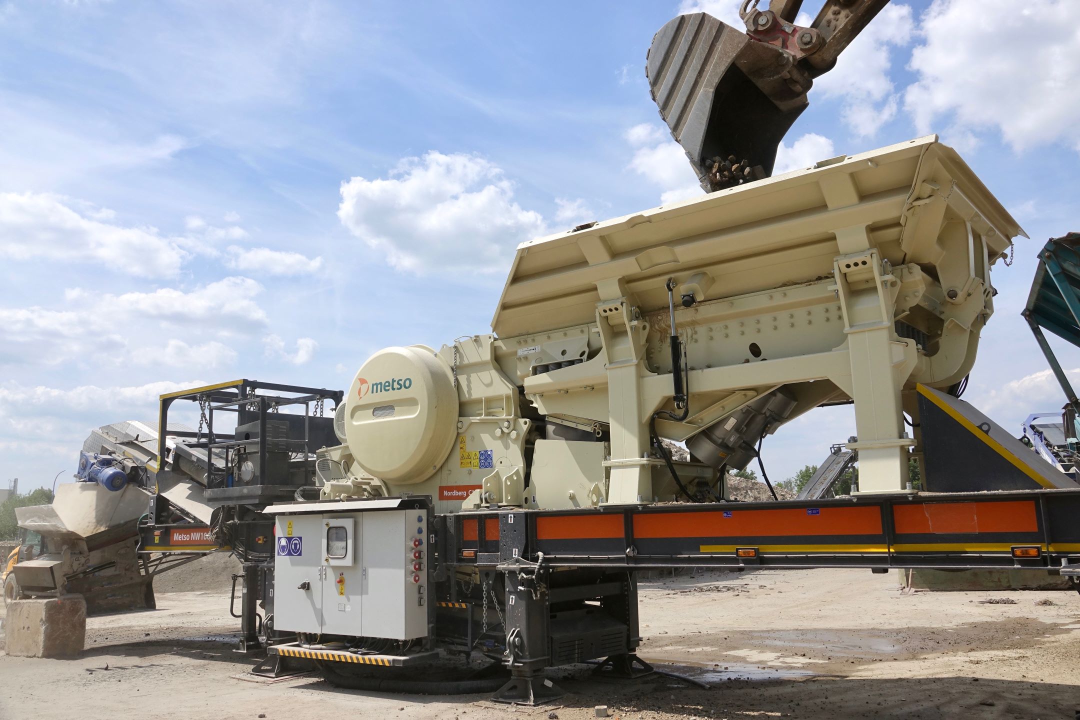 Recycling of building waste made efficient - Metso